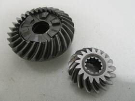 42933 Mercury 42932 Mercruiser Alpha One Gen I Mr 17/28 Forward Gear And Pinion Set