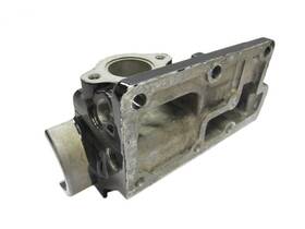 55612 Mercury Thermostat Mount Housing For Mercruiser 90 Renault Sterndrive Engine 55612 Mercury Thermostat Mount Housing For Mercruiser 90 Renault Sterndrive Engine