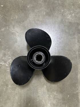 77338a45 Mercury Propeller - Size 14 Pitch 11