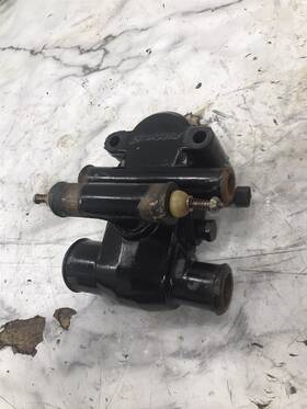 864592-c1 Mercury Mercruiser 4.3 L 262 Gm V6 Vortec Marine Engine Thermostat Housing