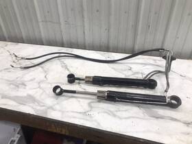 98705 Mercury 97 Mercruiser Marine Bravo Out Drive Trim Tilt Lift Hydraulic Cylinders