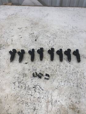 0280156081 Mercury Marine Volvo Penta 5.7 L 350 V8 Gm Vortec Engine Gas Fuel Injectors Nozzles