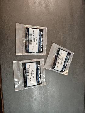 10-861303 Mercury Marine 3 New Oem Quicksilver Screw Part#