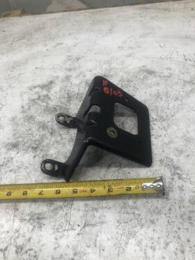 3853377 Mercury Marine Volvo Penta 7.4 L 454 V8 Gm Boat Engine Mount Bracket