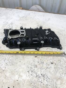 6002fmo-u8-uc Mercury Marine Volvo Penta 5.7 L 350 V8 Gm Vortec Engine Upper Intake Manifold Cover