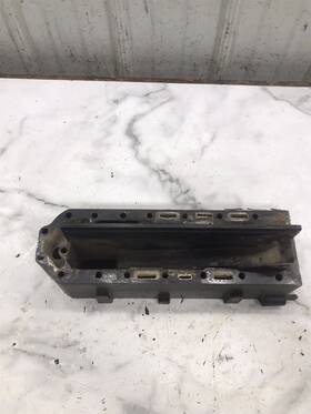830127-c Mercury Marine 05 Jet 175 Hp M2 V6 Engine Manifold Spacer