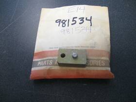 0981534 Omc Johnson Evinrude Pin And Spacer Block J278