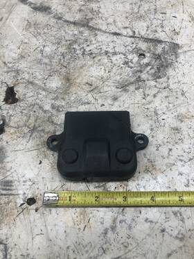 913777 Omc 460 Cobra 7.5 L Ford V8 Marine Boat Engine Cover Cap