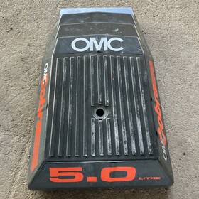 915748 Omc 1992 Cobra 5.0 Ford Engine Carburetor Cover/lid/cowl/cowling For Boat