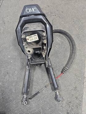 986717 Omc 985400 1989 Cobra Sterndrive 2.3-5.7 Gimbal Housing