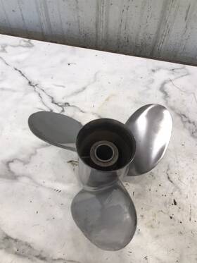 E800317 Stiletto Mercruiser Mercury Marine Alpha 1 Gen 2 Out Drive Boat Prop Propeller