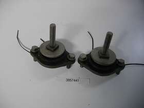 3857441 Volvo Penta Sterndrive Engine Motor Mount Feet Oem Used