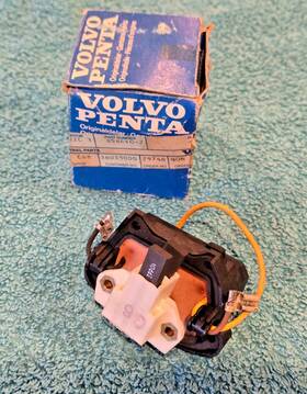 858840-2 Volvo Penta Charging Regulator/governor #