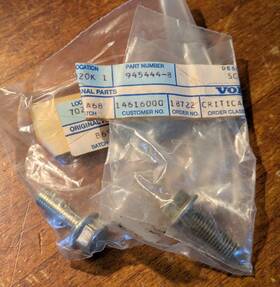 945444-8 Volvo Penta 945444 Qty2 Genuine Oem Flange Screw Lot Of 2