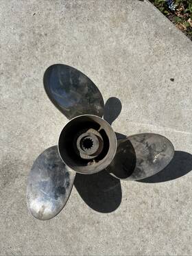 13.25x19rh Yamaha 993105 Rapture Boat Prop