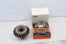 Nos Oem Genuine Omc Johnson/evinrude Pinion Gear & Bearing 979855 907879 379585. Fixed Price $47.49.